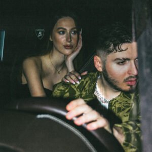 BLOK3 YAPTIRICAZ TIRNAKLARINI